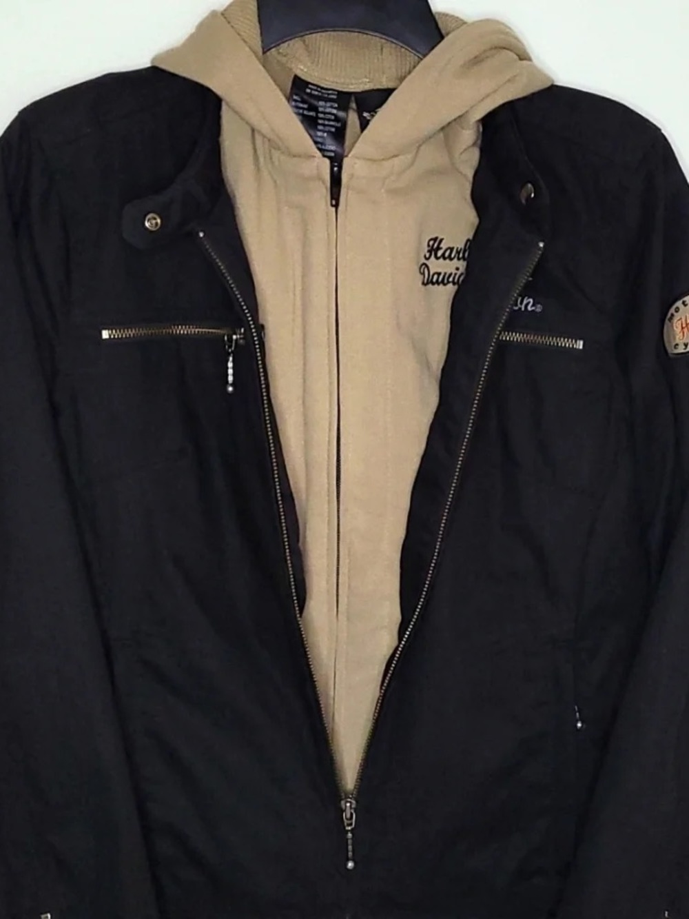 HARLEY DAVIDSON • WOMEN'S JACKET AND VEST • SIZE M
Like New!